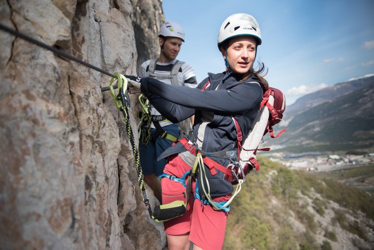 3 tipos de arneses para escalada y cómo elegir el adecuado