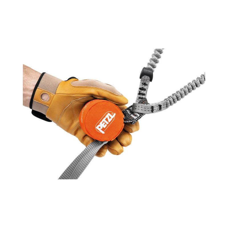 petzl-scorpio-eashook-puño